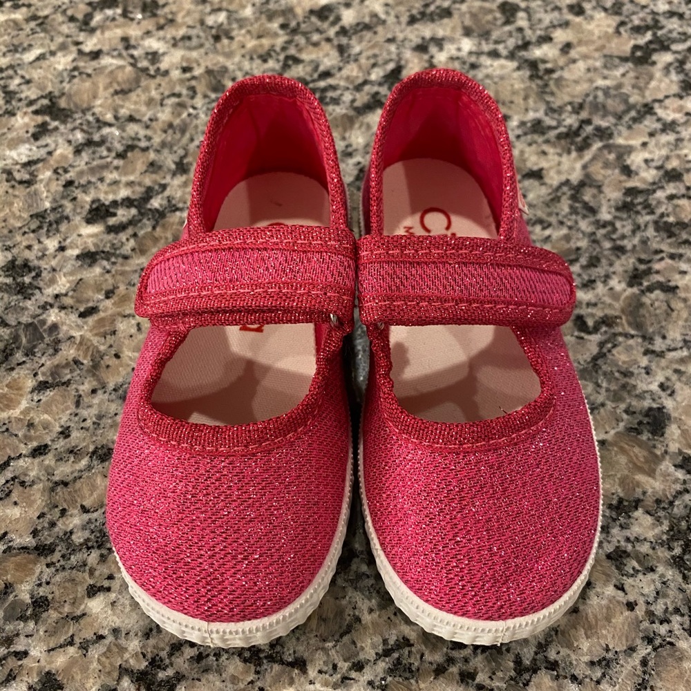 Cienta Fuschia Sparkle Mary Janes